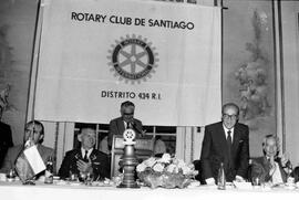 Fernando Matthei, Comandante en Jefe de la Fuerza Aérea de Chile, participa en reunión del Rotary...