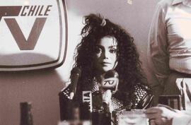 Lattoya Jackson en conferencia de prensa en canal siete (TVN)