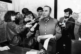 Jorge Lúcar, Vicecomandante en Jefe del Ejército de Chile, en conferencia de prensa