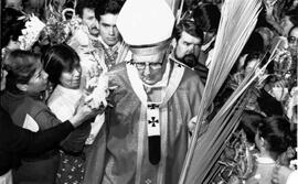 Cardenal Juan Francisco Fresno, celebra Domingo de Ramos, en semana Santa, junto a sus feligreses