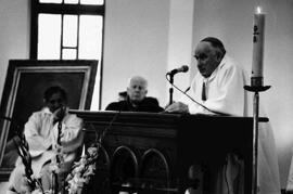 Cardenal Raúl Silva Henríquez, pronuncia discurso al celebrar sus 50 años de Sacerdocio