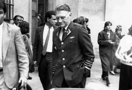 Fernando Matthei, Comandante en jefe de la Fuerza Aérea de Chile: Palacio de la Moneda, Santiago