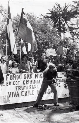 Manifestación frente a consulado de USA