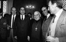 Cardenal Raúl Silva Henríquez, junto a Jorge Lavanderos y otras autoridades