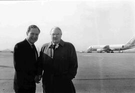 François Mountom, Embajador de Francia, junto a Pierre Monroy, Secretario General del Partido Soc...