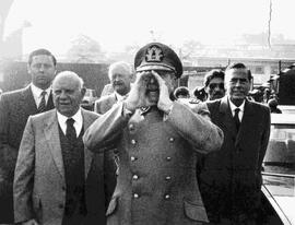 Augusto Pinochet Ugarte, presidente de la República de Chile,