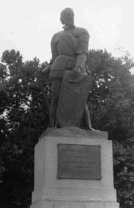 Estatuas. Fco. De Aguirre, estatua en La Serena