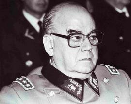 Teniente general Gordon, Humberto