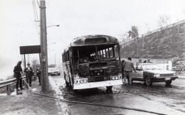 Bus incendiado