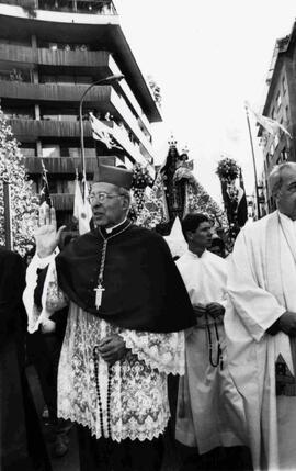 Carlos Oviedo, Arzobispo de Santiago, encabeza Procesión de la Virgen del Carmen, por las calles ...