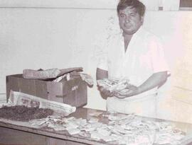 Jorge Vergara, El Guatón, con marihuana y billetes