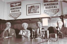 Democracia Radical: segundo de derecha a izquierda, Jaime Ramos, presidente