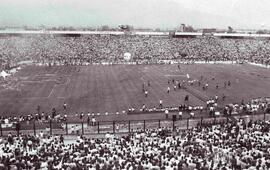 Colo-inauguración de Estadio