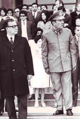 Allende, Salvador junto a Prats, Carlos